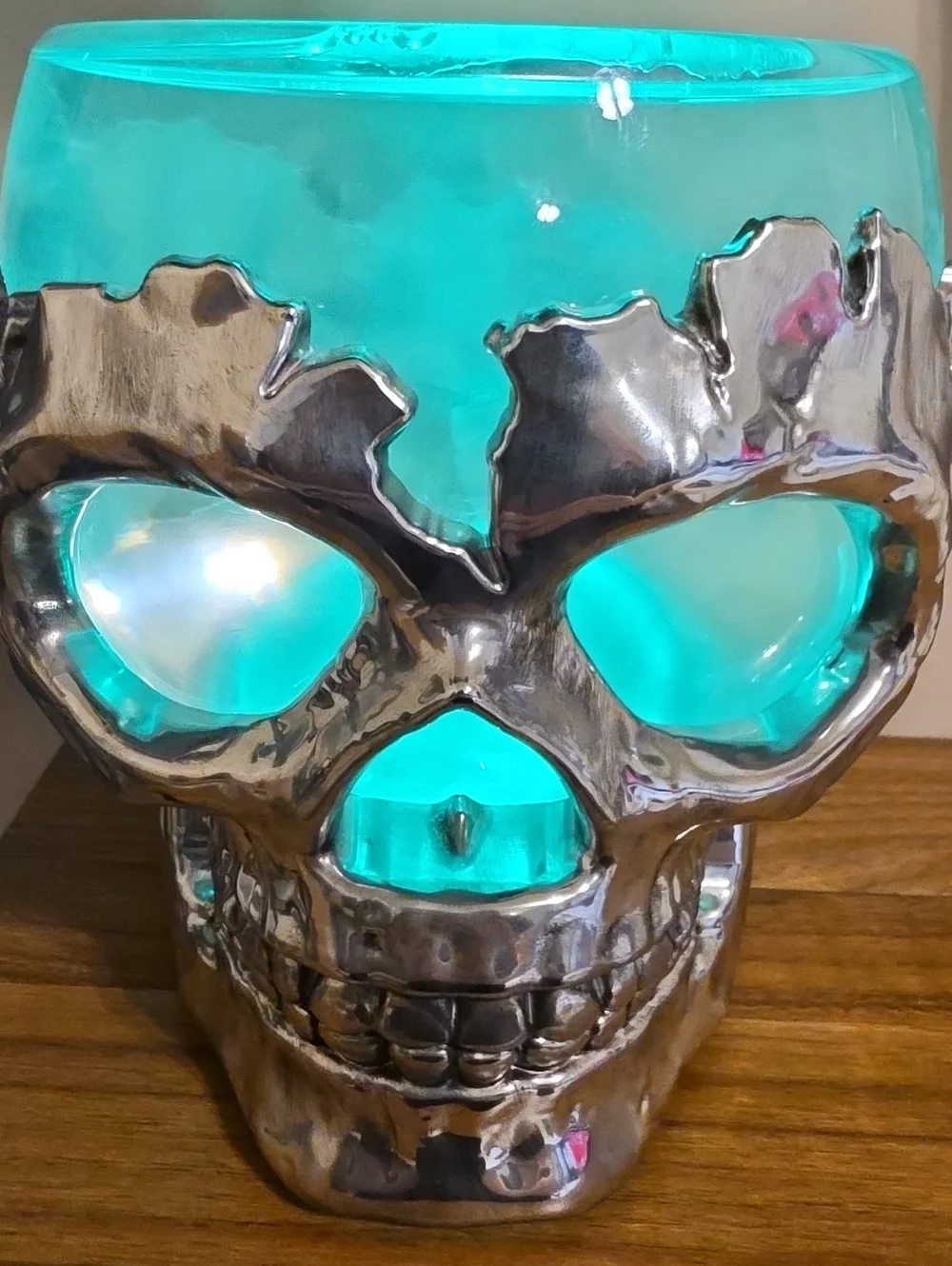 Bath & Body Works Lighted Skull Candle Holder